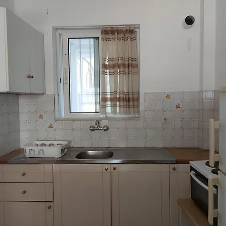 Seaview By Christina * Petalídhion